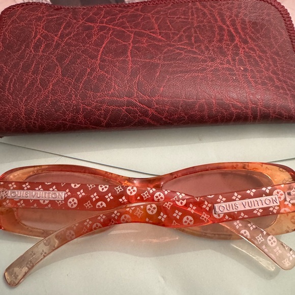 Louis Vuitton Orange Sunglasses - Picture 1 of 3